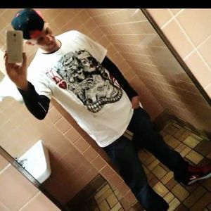 Meet your Posher, Wesley